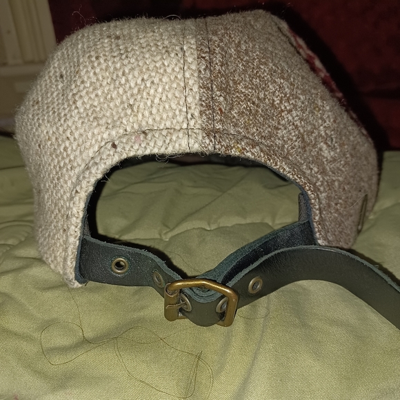 Authentic  (SUBLIME) Female Designer Cap WOOL/ACRYLIC - Picture 4 of 5